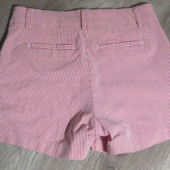 crosby Red & White Stripe Shorts Size 4 (K557) - Picture 3 of 6